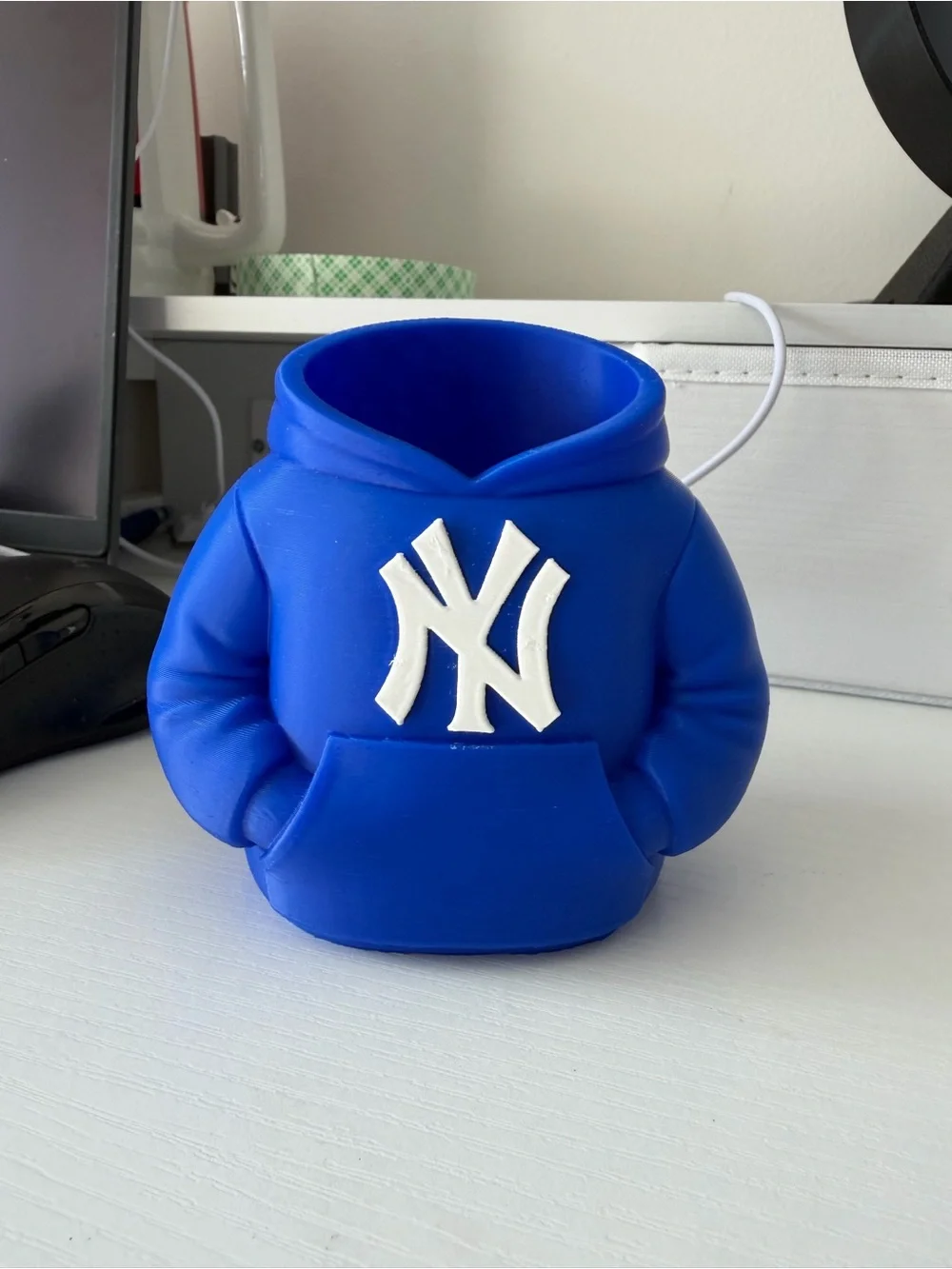 Pencil and pen organizer “Hoodie” (New York Yankees Sweatshirt)